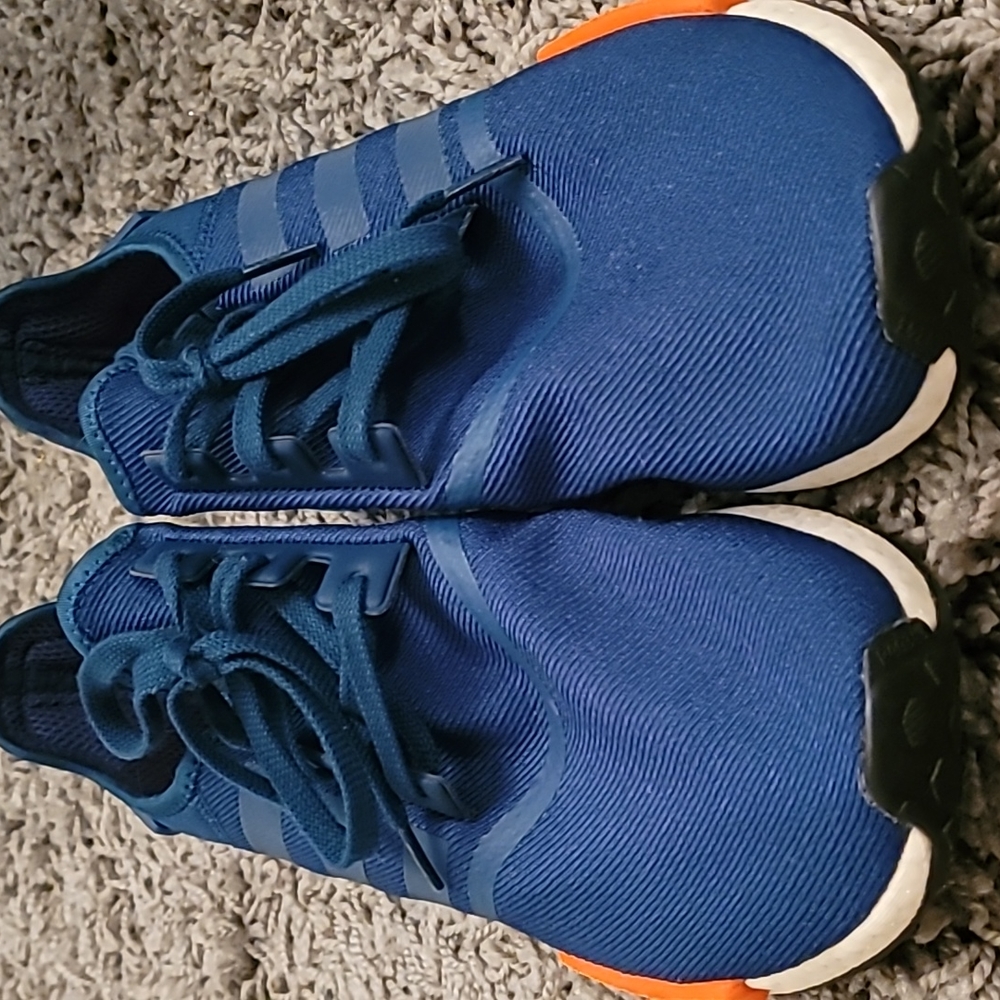 Adidas NMD R1 - Picture 4 of 11